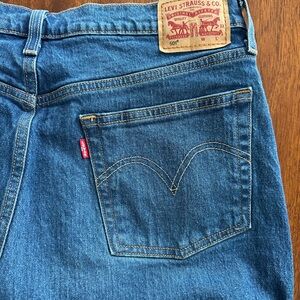 Levi's women’s 501 jeans 33x32